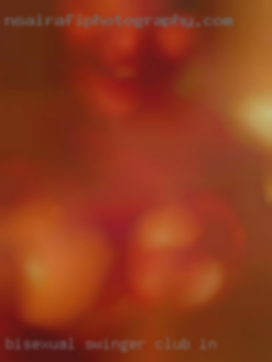 bisexual swinger club in Robstown